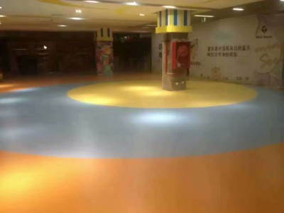 幼兒園塑膠地板